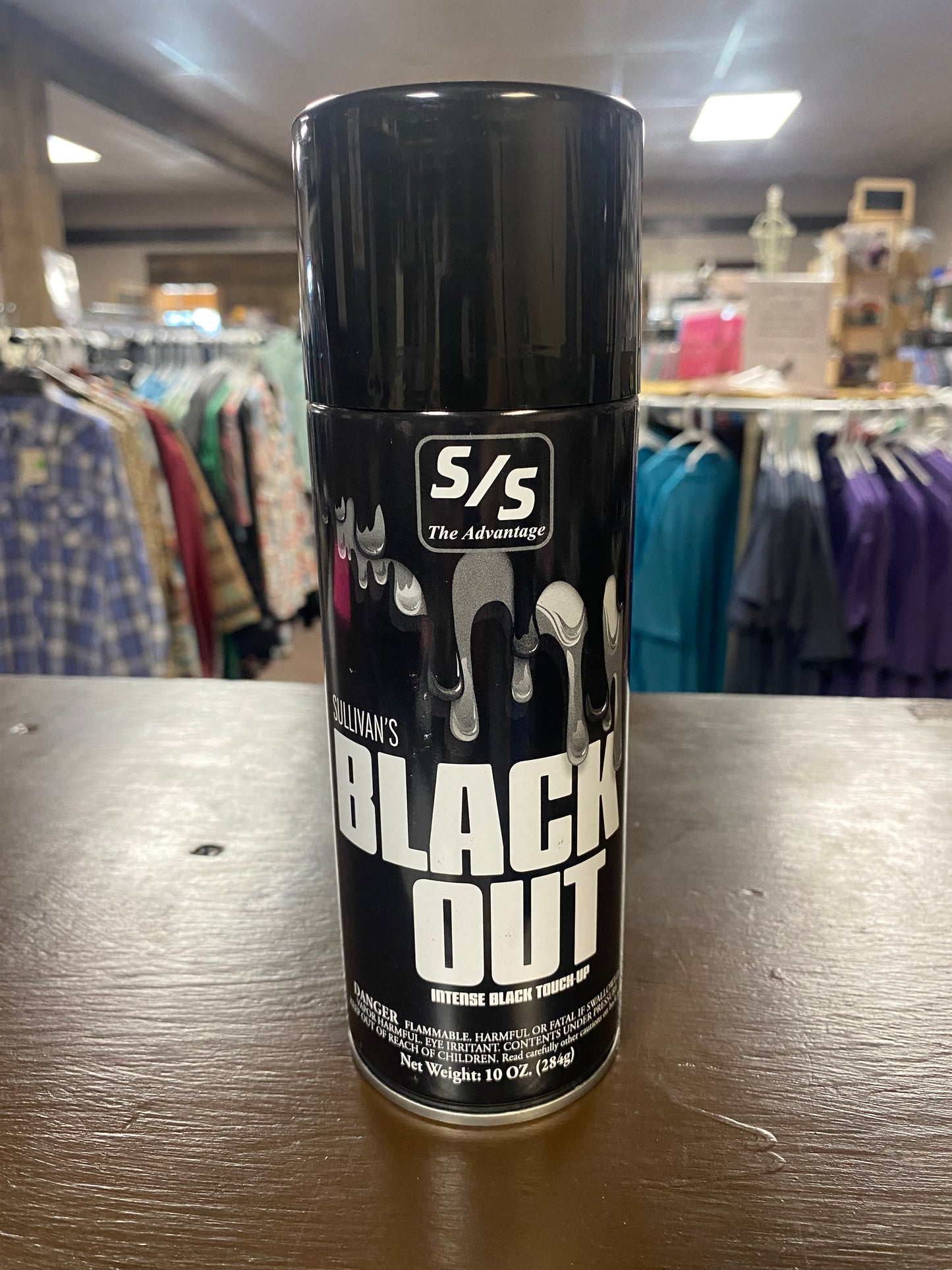 10oz Sullivans Black Out Spray