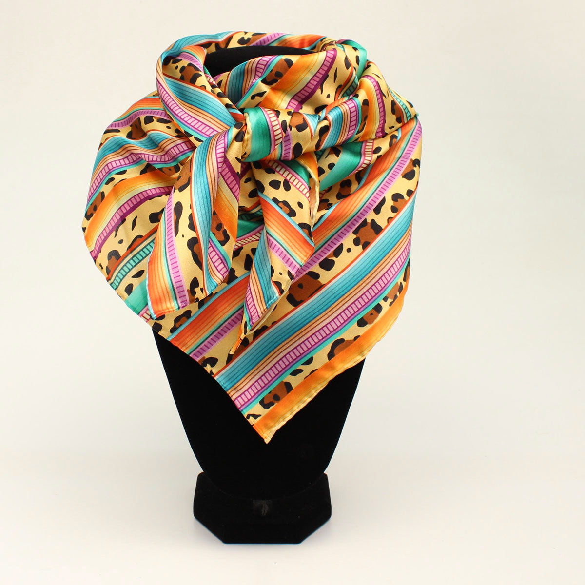 #0908097 Leopard Serape Wild Rag