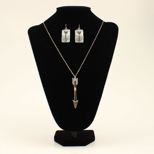Blazin Roxx Necklace Set Small Silver Chain Arrow Pendant Hammered Earrings with Arrow Motif