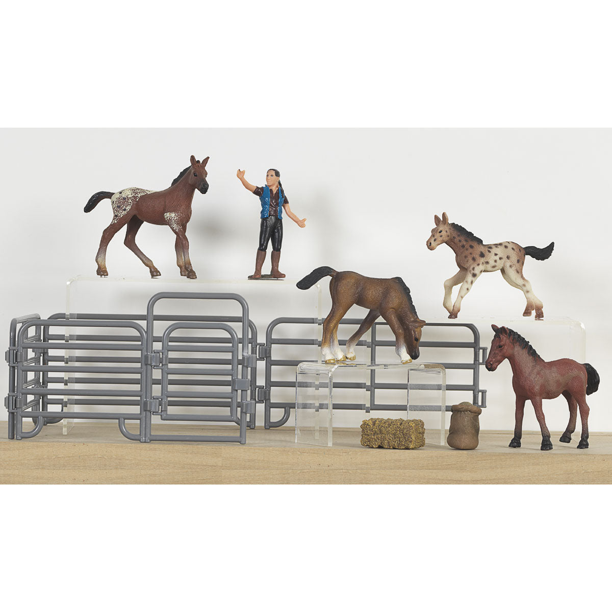 Bigtime Barnyard Foal Set w/panels