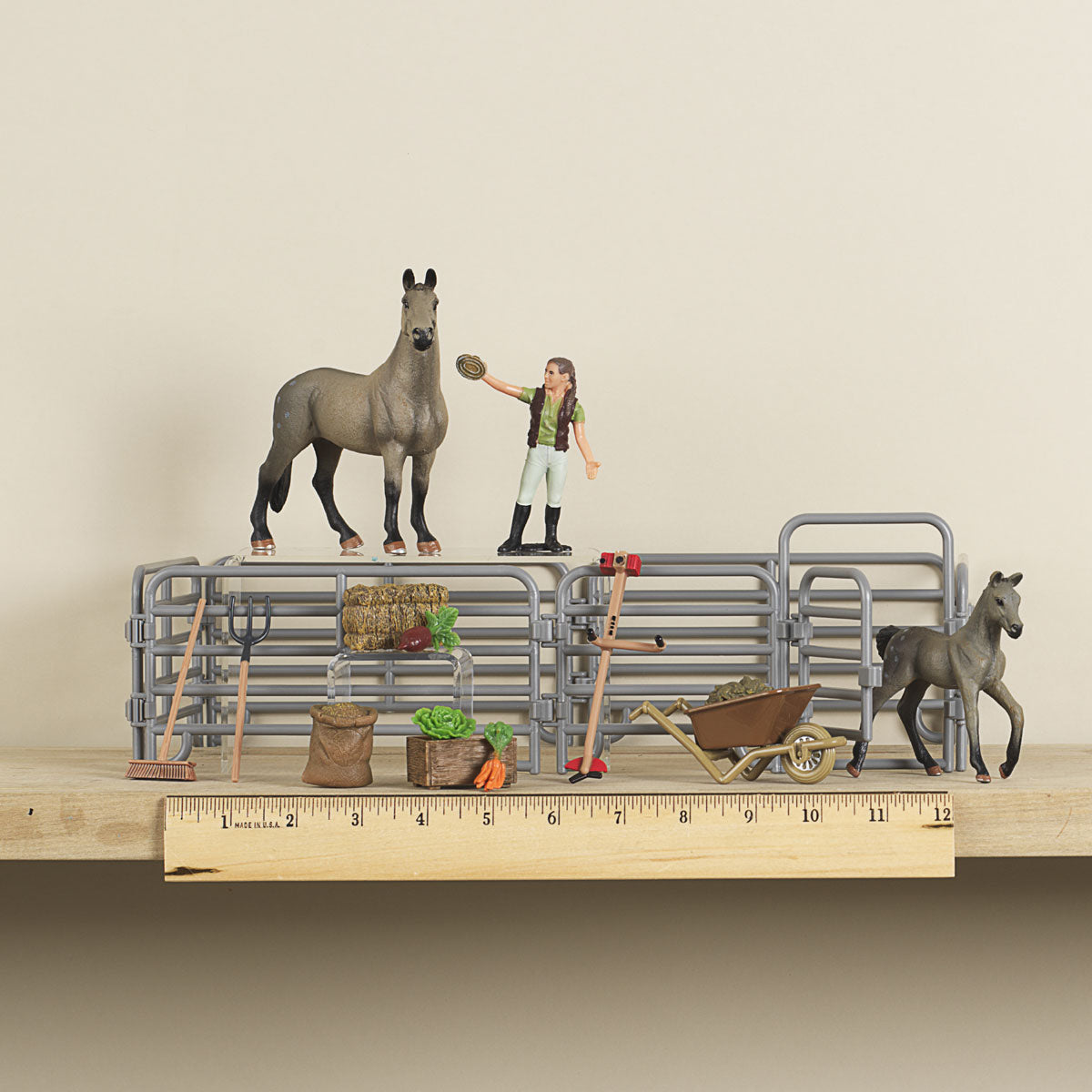 Bigtime Barnyard Horse Corral Toy Set