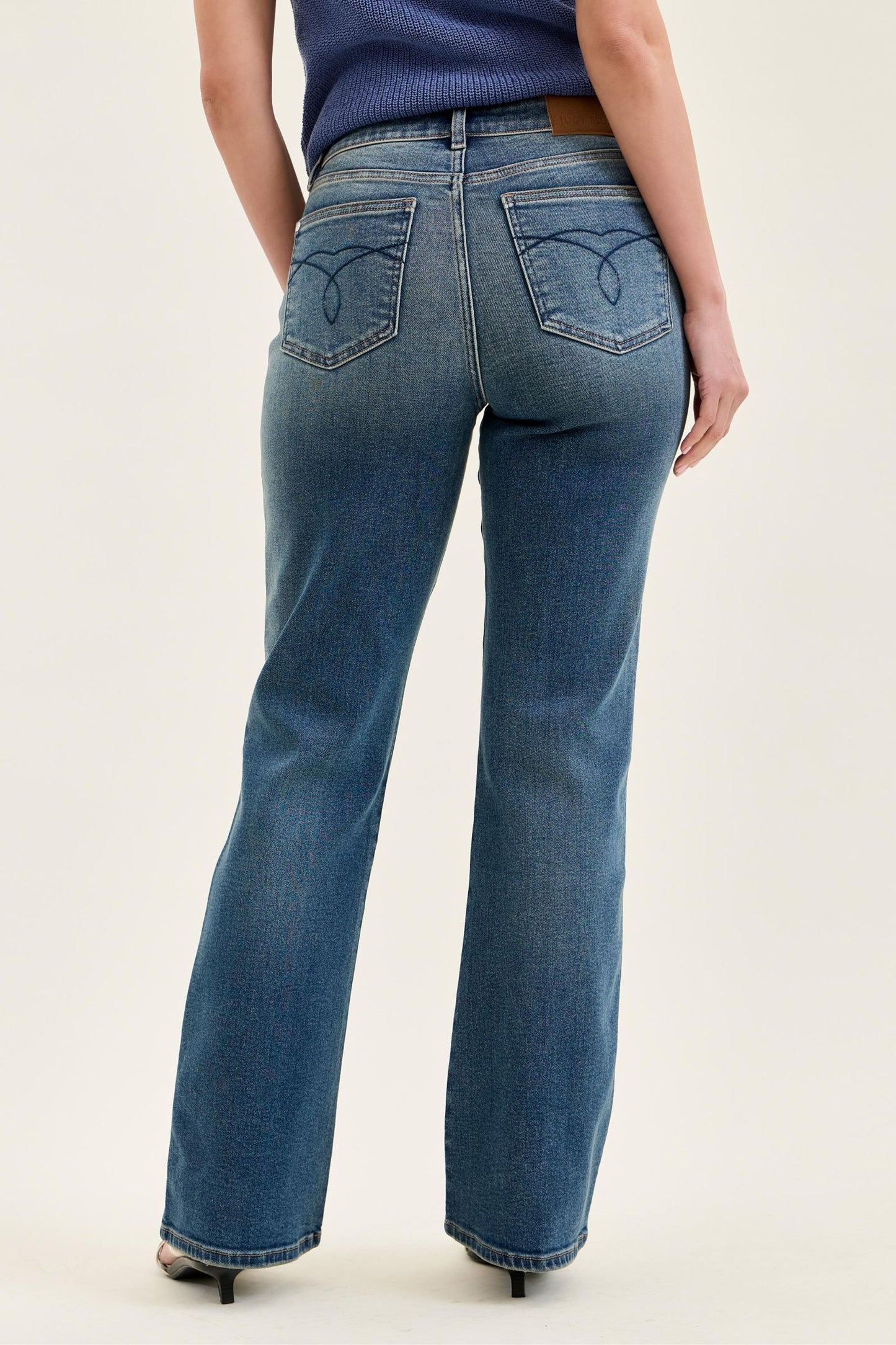 Judy Blue Midrise Alex Bootcut Jean