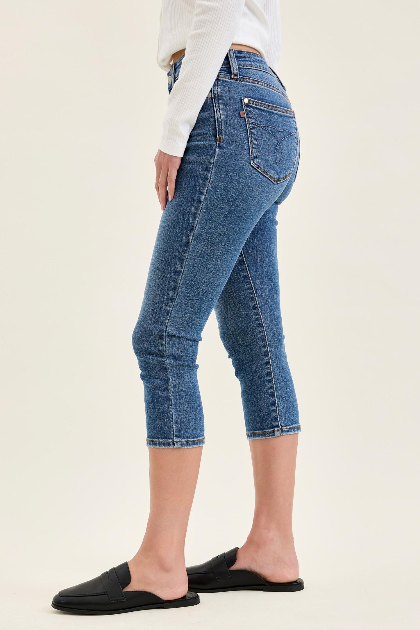 Judy Blue MR Capri